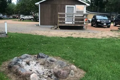 Image de Rolling Stone Lakeside Cabin 1: 2 Bedrooms