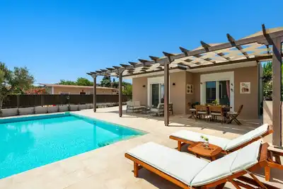 Image de Cypress View Boutique Villa