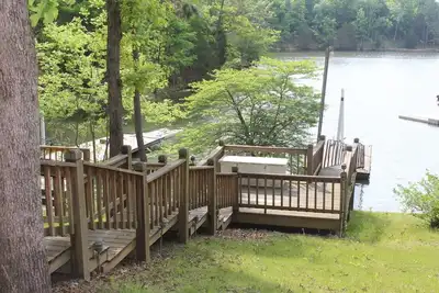 Image de Pickwick Lake Front Home near Grand Harbor, 4 bedrooms, 3. 5 baths, boat dock