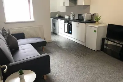 Image de Simple and sweet, Flat on Lewis Street (1 Br)