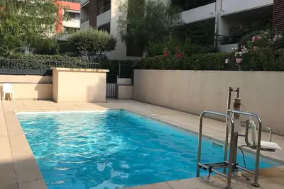 Image de Appt Dans Le Centre Ville/ Residence Avec Piscine
