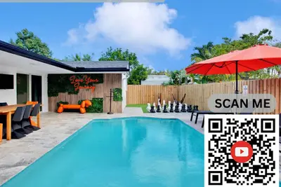Image de Love Ur Journey 2 Heated Pool Game Room Sleeps 13