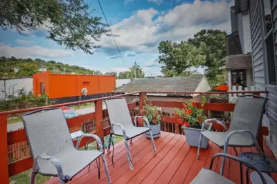 Clean Cozy Private Vacation Home w Grill Yard Free Parking Otr is 5 mi sleeps 6