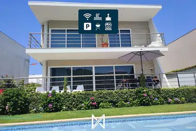 Image de MyStay - Villa LuĂsa con piscina cerca de la playa