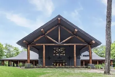 Image de Luxury retreat, exquisite dock on canal, 4 Lks. Lodge 5 min Huntsville\/Deerhurst