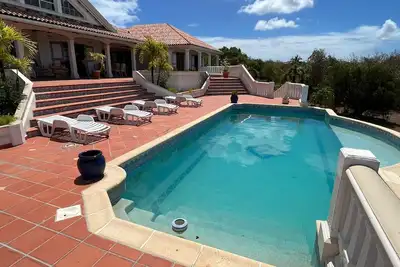 Image de Wonderful 3 bedroom villa w/ pool and jacuzzi