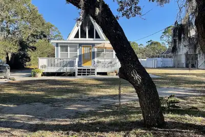 Image de Classic A-Frame By The Beach