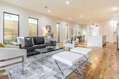 Uptown Dallas Modern Retreat