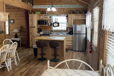Image de A Peace of Heaven Log Cabins & Rv- Cabin #1