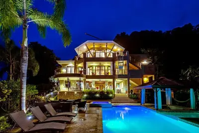 Image de 180° of ocean view at Dominical, Costa Rica