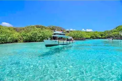 Image de Spacious, Sunset & Pool View, Quiet Area, Near Restaurants, Scuba Shops and More