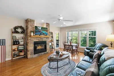 Image de Evergreens 1012- Mtn Condo, Gated Resort, Indoor/Outdoor Pools & Hot Tub