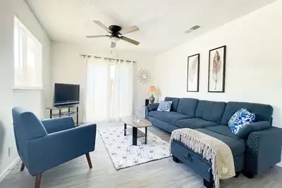 Image de Trendy Ivy 2-bedroom Apartment near Dt Coalinga