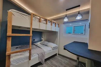 Image de Modern, value for money apartment near the city