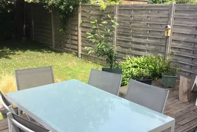 Image de Maison avec jardin clos proche plage du moulin blanc et vallon du stanglard