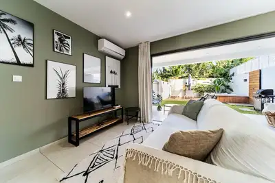 Image de Villa. moderne tout confort avec jacuzzi
