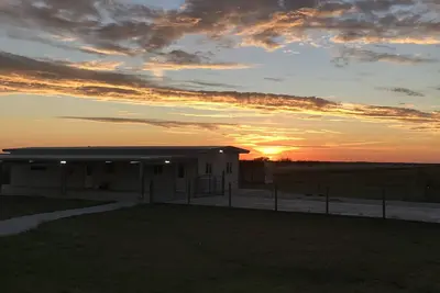 Image de Country Home - with 10 Acres - Private Pond  - Rv - Event Venue - Horses Welcome