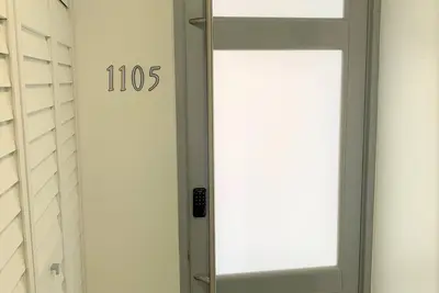 Image de Isla Verde Luxury 3br/2bth Beach Apartment Steps from the Beach-Sea Dollar #4