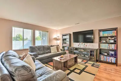 Image de Welcoming Medford Home Near Parks & Downtown!