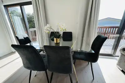 Image de Matuhi Deluxe 2 bedrooms unit