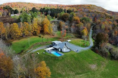 Image de Au Bon Orchard - Catskills Mountain Views/Private Heated Pool and Jacuzzi