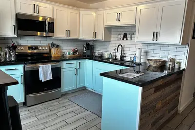 Image de Modern Farmhouse in Midtown