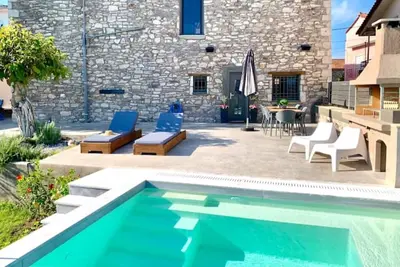 Image de The Backyard