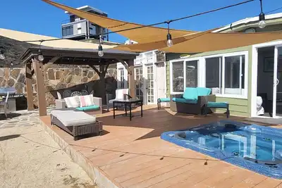 Image de Surf View Casita Verde Jacuzzi, wineries, breweries Restaurants Beach