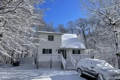 Image de Ski-golf cottage, wood fireplace