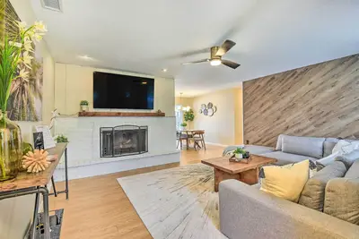 Image de 8 Mi to Beaches: Bradenton Home w/ Poolside Oasis!