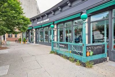 Image de Dreamy Park Slope 3br w\/ W\/D, nr Prospect Park, by Blueground