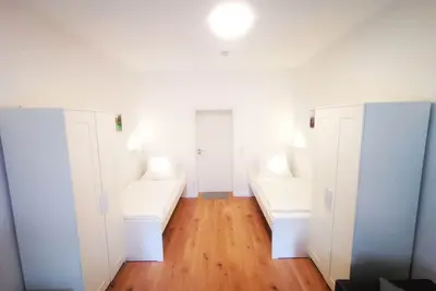 Image de Centrally located fitter and vacation apartment