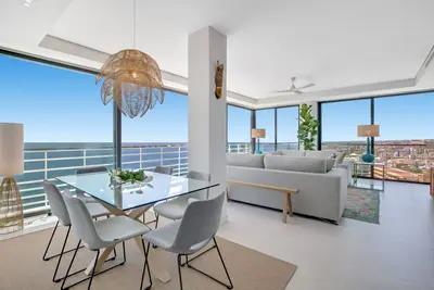 Image de Exclusivo Apartamento con Increíbles Vistas al mar