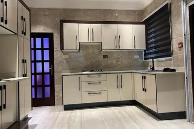 Image de You need to see this family home. Simply Amazing!