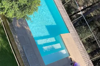 Image de 5 chambres et 3 salles de bain Luxurieux villa 6km proche cassis