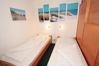 Image de Beautiful studio apartment on the 3rd floor.