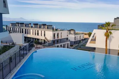 Image de Iconic Sea Views Luxury Apartment
