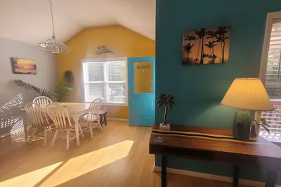 Image de Obx~Beach~Sunsets~Bike Path~Mini Golf~Seafood~Shops~All within 1/2 mile away