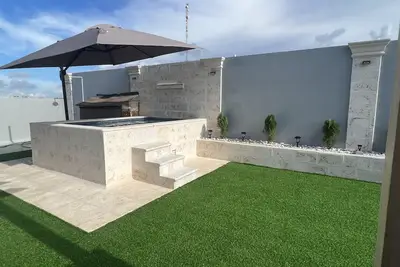 Image de 2Br Condo with Rooftop Terrace and Jacuzzi/Pool