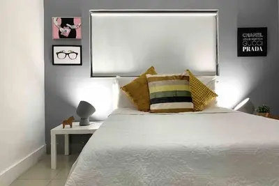 Image de The Grove 1  10 Min From The Beach. In the heart of Coconut Grove. CocoWalk