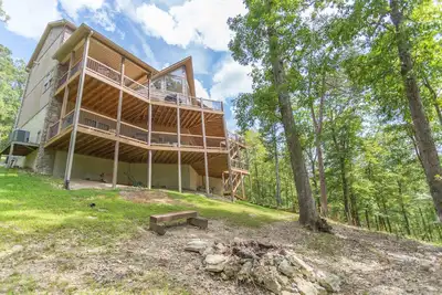 Image de Hideaway Cove Huge Lakefront Home, Private Dock