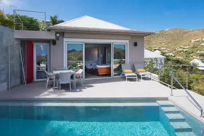 Image de Astra (1\/3 Rooms) Luxury villa