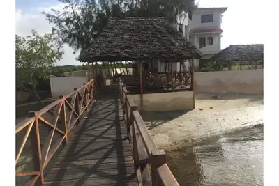 Image de Exclusive Waterfront Private Villa - Manda Island