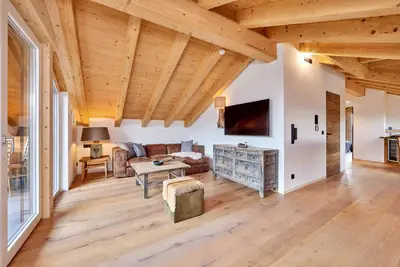 Image de Luxuriöses Chalet mit Atemberaubendem Ausblick in Zentraler Lage