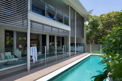 Image de Yaroomba Beach House - Stylish and contemporary. . . pool, tennis, beach, repeat!