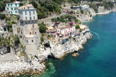 Image de Villa-Bain Ă jet-Accesso privato al mare