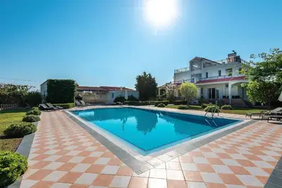 Image de Maison de vacances Kolympia pour 1 - 10 personnes avec 5 chambres à coucher - Maison de vacances