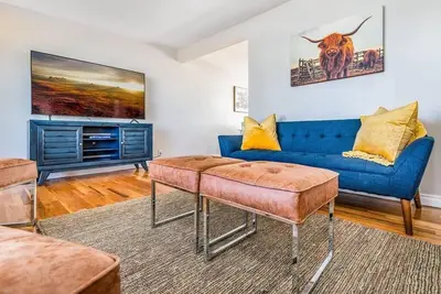 Image de Prime Location Remodeled Rambler Near Cottonwood Canyons