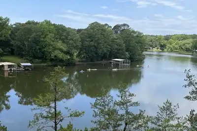 Image de Cabin #1 Our Nest on the Lake