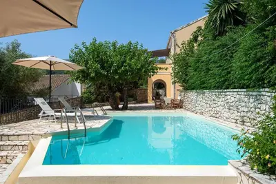 Image de Villa Moyria – Villa de vacances avec piscine privée en location à Kassiopi, Corfou